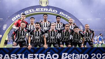 Santos e Vasco se enfrentam, neste domingo, no Brasileirão Série A