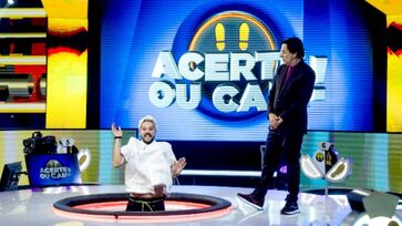 Game show Acerte ou Caia é apresentado por Tom Cavalcante.