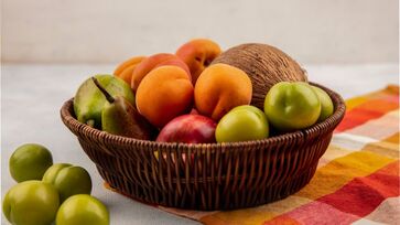 Rico em bromelaína, a fruta auxilia na digestão e combate inflamações