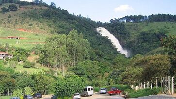 Com infraestrutura completa e estrada asfaltada, o local atrai visitantes para um passeio tranquilo em meio à natureza