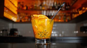 Caipirinha de tangerina com maracujá do L'Entrecôte d'Olivier
