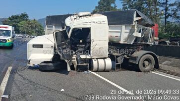 Rodovia dos Imigrantes (SP-150) também está congestionada por reflexo do acidente