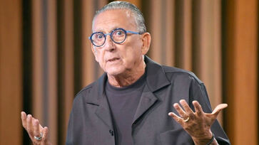 Galvão ainda resolverá sua situação na Band, emissora onde apresenta o programa 'Galvão e Amigos'
