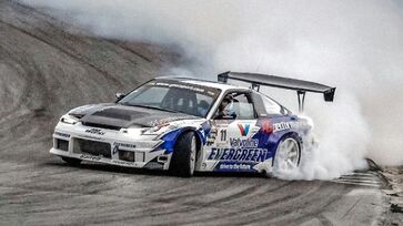 Programação inclui apresentações de drift, exposição de veículos e kart adaptado