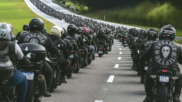 Com mais de 12 mil membros em dezenas de países, o Insanos MC preza pela irmandade, lealdade e ações sociais, se tornando uma referência no motociclismo.