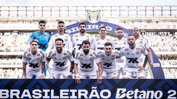 Santos e Atlético-MG se enfrentam, neste domingo, no Brasileirão Série A