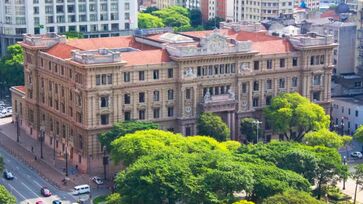 Oportunidade oferece R$ 9,5 mil de salário para trabalhar com lotação na Comarca da Capital