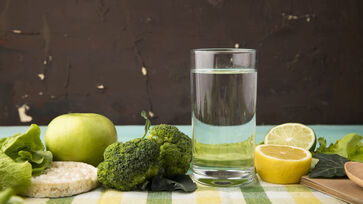 A água detox tem inúmeras utilidades