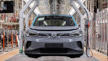 Suspensão na fabricação afeta modelos da própria marca, além de Audi e CUPRA