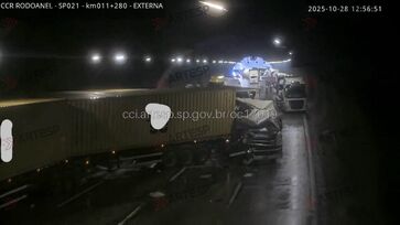 Colisões múltiplas interditaram o km 11,000 do rodoanel Mário Covas