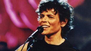 Cássia Eller morreu no dia 29 de dezembro de 2001, no Rio de Janeiro