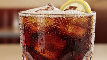 O refrigerante de cola promete sucesso instantâneo