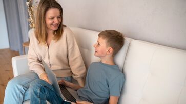 Crianças se sentiram mais amadas após conversarem com os pais sobre esses temas