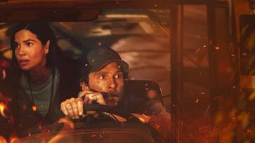 História se passa em 2018, na Califórnia, e tem como protagonista Kevin (McConaughey), um motorista de ônibus escolar que possui vários problemas pessoais