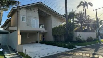 Propriedade no Guarujá oferece área de lazer completa e pagamento parcelado