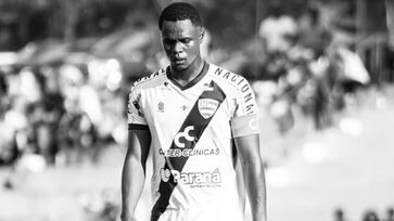 O zagueiro Paulo Vitor, do Nacional-PR, foi vítima de racismo em jogo no Paraná