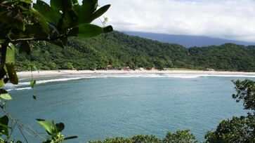 A Praia Branca é a última praia da cidade do Guarujá
