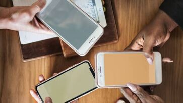 Smartphones antigos podem valer uma fortuna; descubra quanto vale um iPhone 2007
