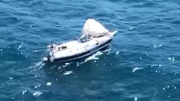 Veleiro ficou à deriva no mar de Ubatuba