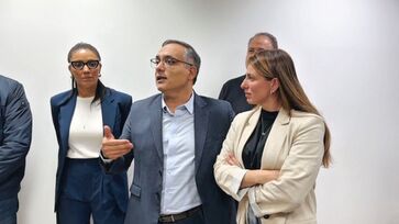 Na ausência do prefeito, a vice, Jéssica Cormick (Avante), assumiu o cargo interinamente