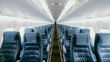 Medida foi incluída no projeto que já garantia a gratuidade da bagagem de mão, ampliando os direitos dos passageiros