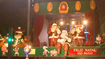 Prefeitura está preparando um pórtico de Natal e já espalhou 290 arcos iluminados