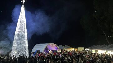 Abertura das festividades de Natal movimentou o município em 2024