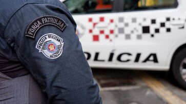 Equipe interveio e encontrou uma sacola contendo pelo menos 60 medicamentos para emagrecimento