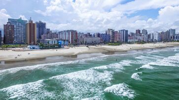 avanço do mar expõe a costa a ondas mais fortes, tempestades e correntes