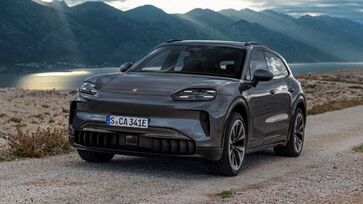 Cayenne foi o modelo responsável por levar a Porsche a um novo segmento