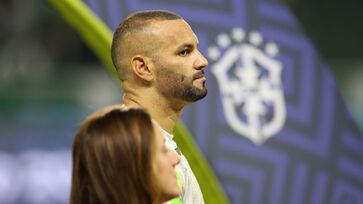 Weverton, Fábio, John e Alisson foram indicados à seleção da temporada pela Fifa