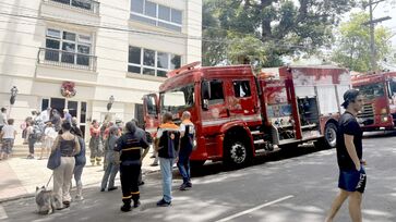 Moradores foram evacuados e bombeiros enviaram sete viaturas para conter as chamas e fazer o rescaldo