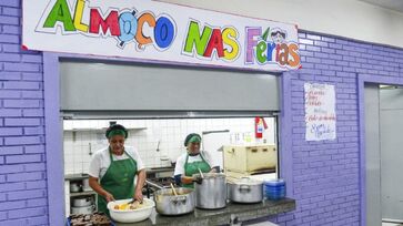 Equipe de nutricionistas da Seduc-SP prepara sugestões de cardápio para o período