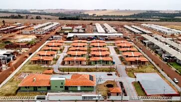 Unidade do programa Viver Mais oferece casas acessíveis, infraestrutura completa e seleção por chamamento público