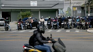 Câmara de SP votará nesta e na próxima semana projeto para regulamentação dos mototáxis