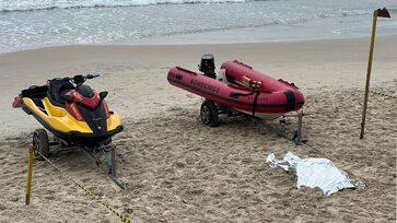 Surfista avistou a vitima na zona da rebentação e acionou os guarda-vidas