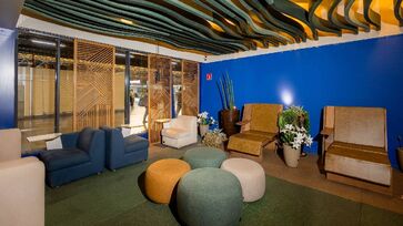 Com investimento de R$ 4 milh&otilde;es, a Sala VIP da Quero Passagem possui 150 m²