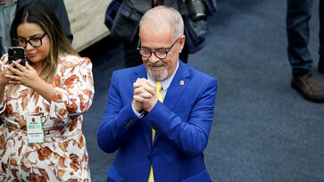 Ricardo Teixeira foi reeleito como presidente da Câmara de São Paulo