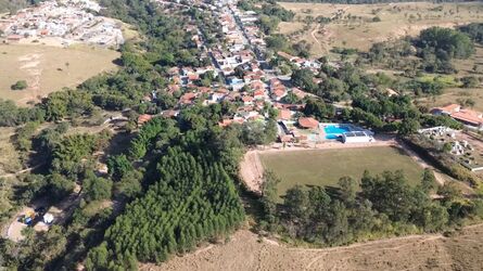 Com apenas 856 moradores, o município não registra um roubo há anos e mantém a tradição do 'fiado' no comércio local