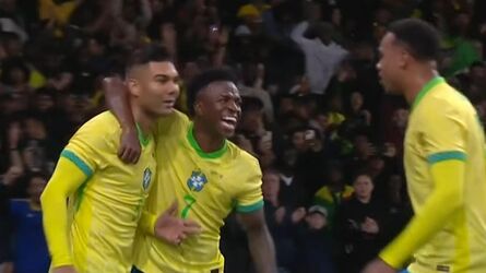 No penúltimo teste da equipe de Carlo Ancelotti em 2025, a Seleção Brasileira venceu Senegal por 2 a 0