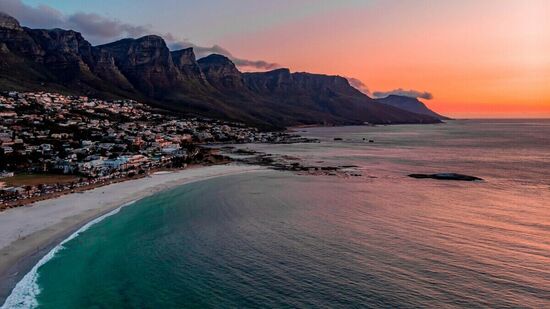 Cidade do Cabo, na África do Sul, é considerada uma das cidades mais bonitas do mundo, além de um dos destinos mais baratos para viajar