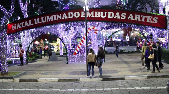 Atual gestão divulgou que o 'Natal Iluminado' deste ano terá shows, Papai Noel e a novidade será uma pista de patinação no gelo