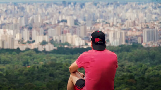 Vista da Pedra Grande, no Parque Estadual da Cantareira, onde fica o Café na Pedra