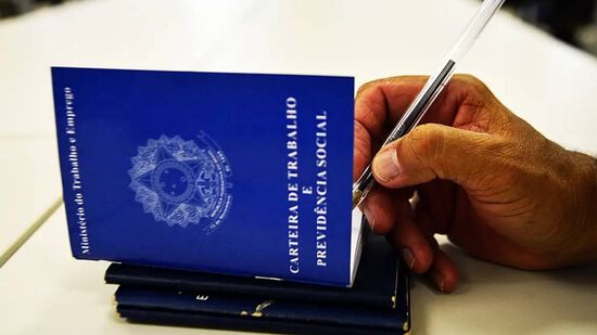 Vagas são disponibilizadas por programas municipais e estaduais