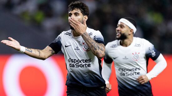 Corinthians e Internacional se enfrentam, neste sábado, no Brasileirão