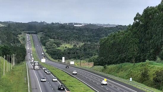 Artesp registrou 12 km de lentidão na rodovia Ayrton Senna