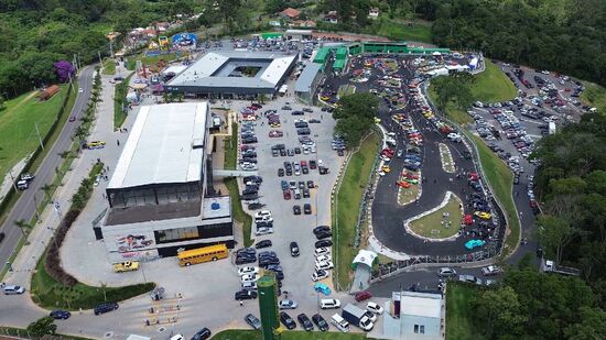 Embarque ocorre às 8h30, com chegada ao Dream Car por volta das 10h