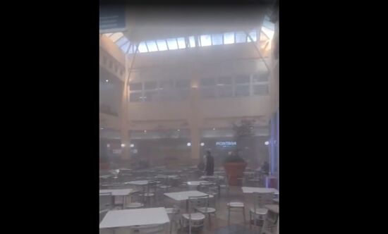 Fumaça tomou praça de alimentação do Osasco Plaza Shopping