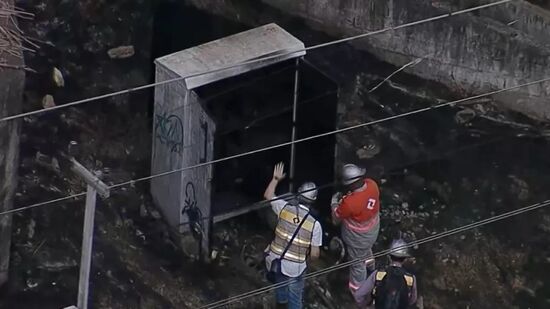 Caixa de sinalização pegou fogo entre as estações Itaim Paulista e Jardim Helena-Vila Mara