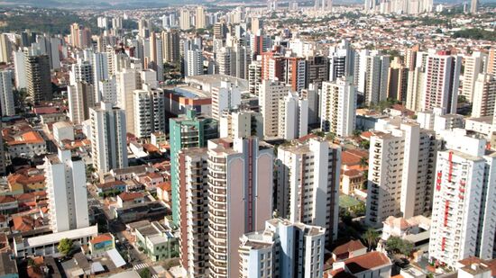 Combinando desenvolvimento econômico, infraestrutura moderna, educação de qualidade e forte vida cultural, Ribeirão Preto é uma das cidades mais promissoras para morar e investir no Brasil.